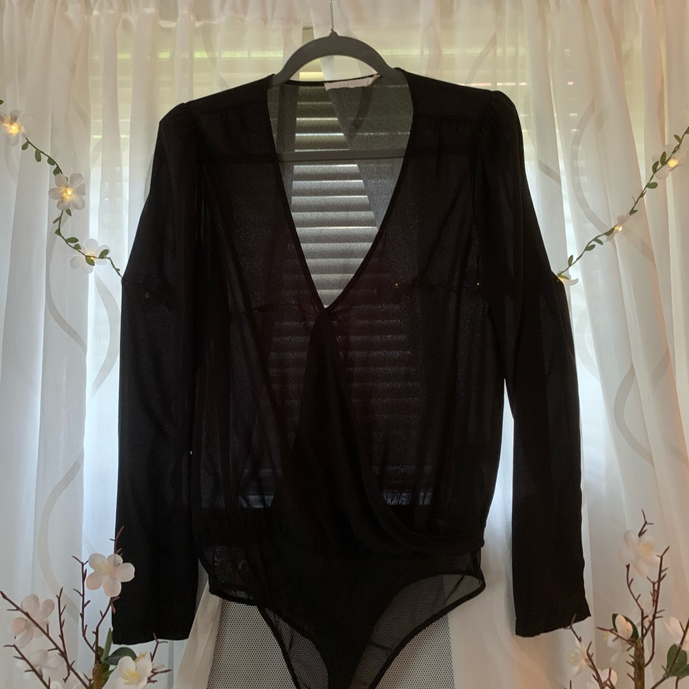 FLASH SALE SUPER CUTE BODYSUIT